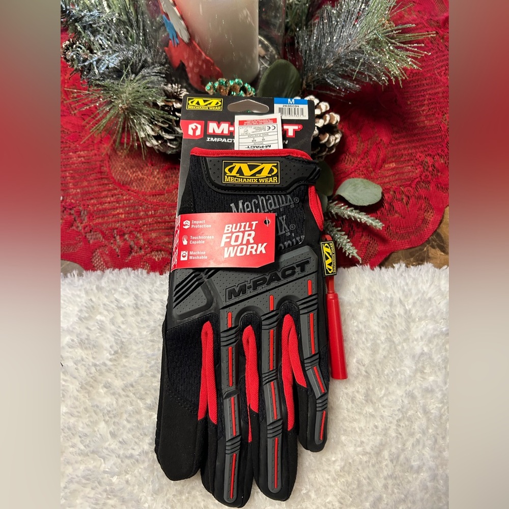 NWT Mechanix Wear Work Gloves 🧤